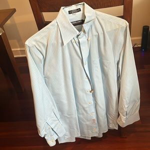 Men’s size L extra long. Long sleeve button down.